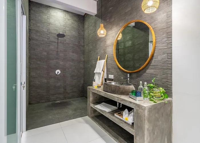 ゲストハウス The Hepburn Adults Only Chic Boutique With Pool 900m Walk To *