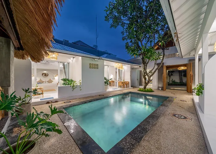 ゲストハウス The Hepburn Adults Only Chic Boutique With Pool 900m Walk To