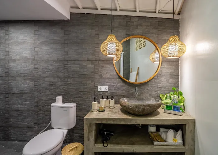 The Hepburn Adults Only Chic Boutique With Pool 900m Walk To