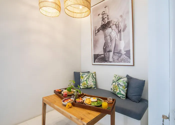 The Hepburn Adults Only Chic Boutique With Pool 900m Walk To ゲストハウス