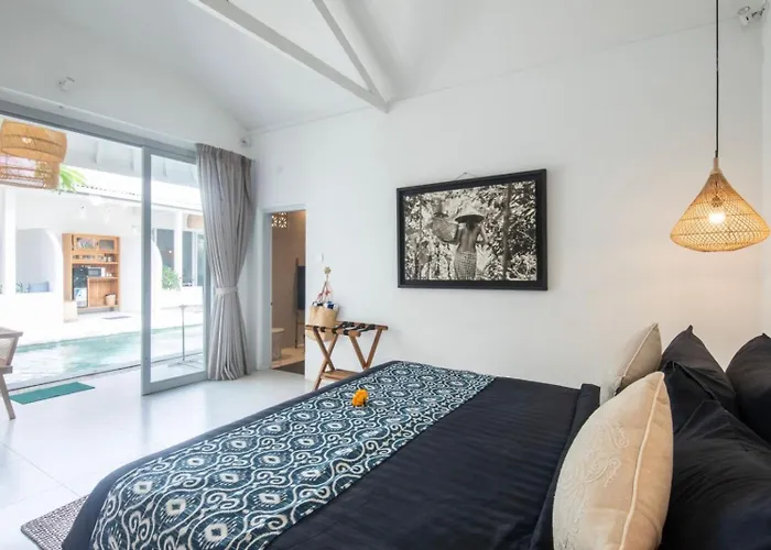 The Hepburn Adults Only Chic Boutique With Pool 900m Walk To * スミニャック