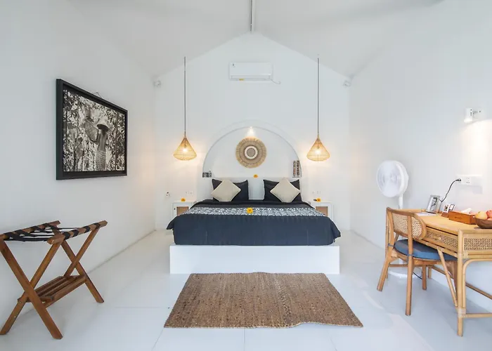 The Hepburn Adults Only Chic Boutique With Pool 900m Walk To * スミニャック