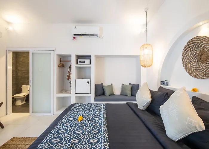 The Hepburn Adults Only Chic Boutique With Pool 900m Walk To ゲストハウス