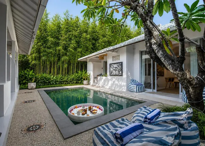 ゲストハウス The Hepburn Adults Only Chic Boutique With Pool 900m Walk To *