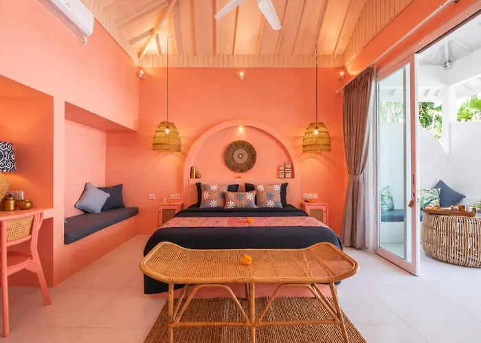 The Hepburn Adults Only Chic Boutique With Pool 900m Walk To ゲストハウス